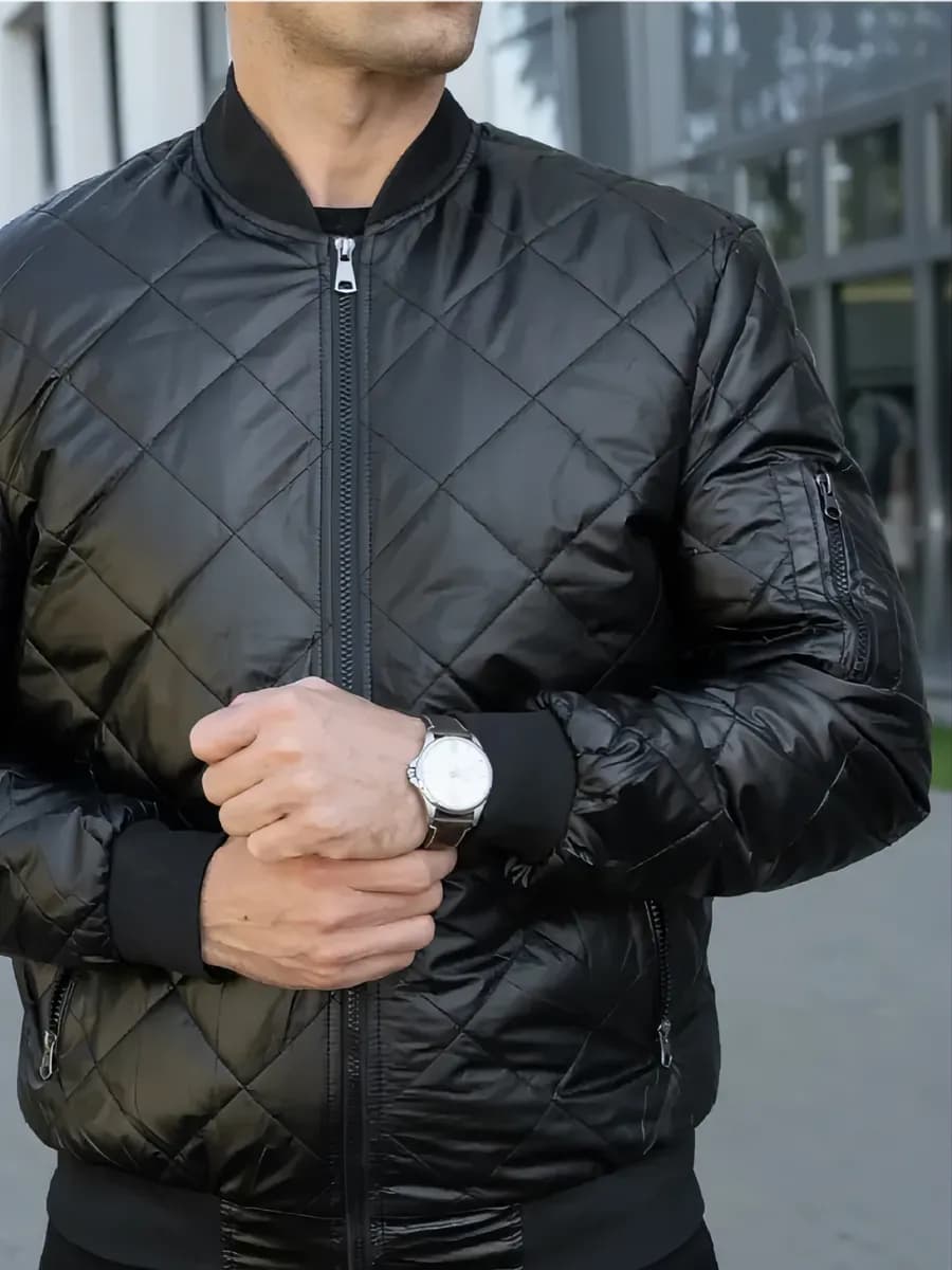 Бомбер утепленный на весну