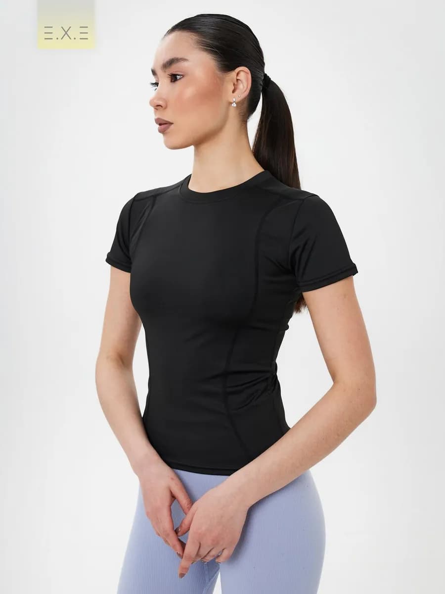 Спортивная футболка обтягивающая компрессионный рашгард