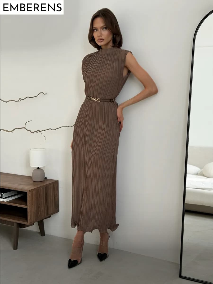 Платье макси без рукавов гофре