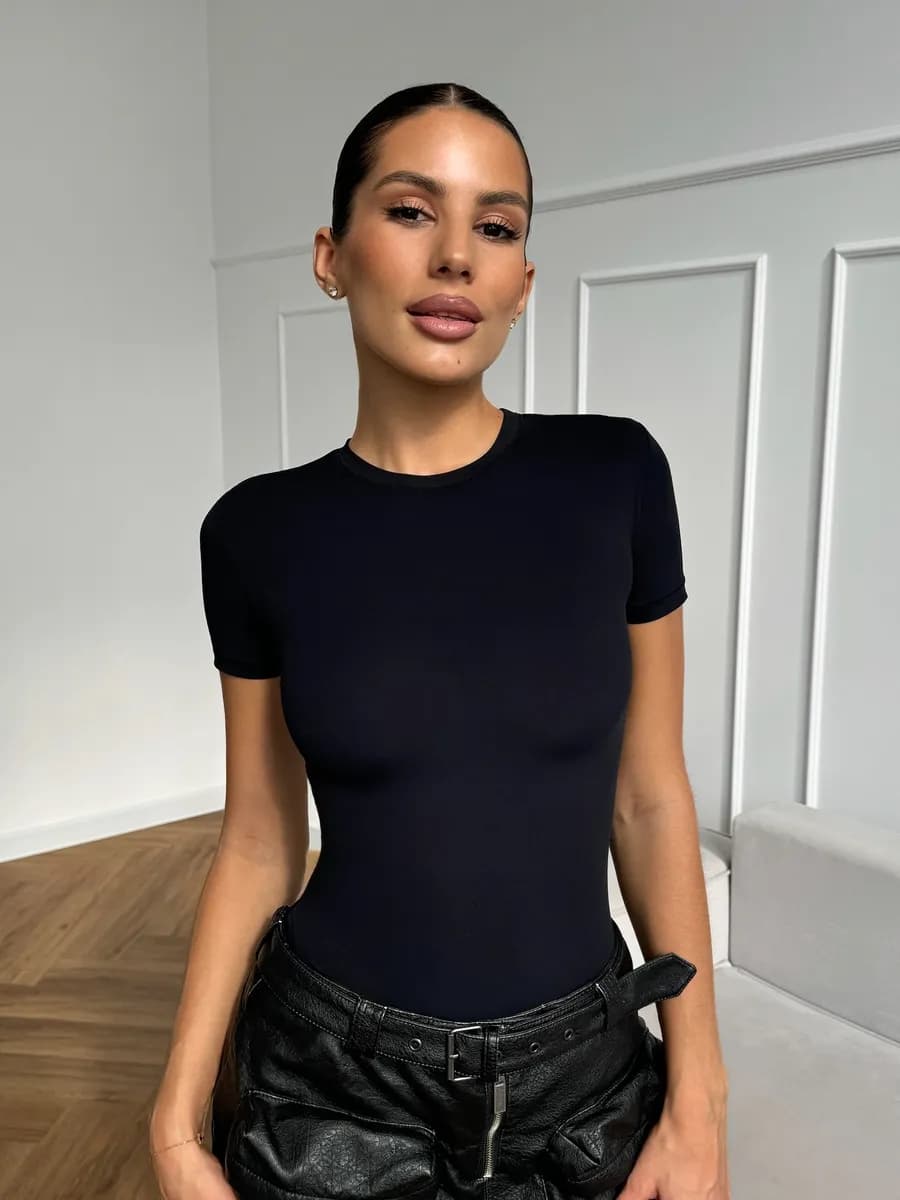 Футболка базовая облегающая