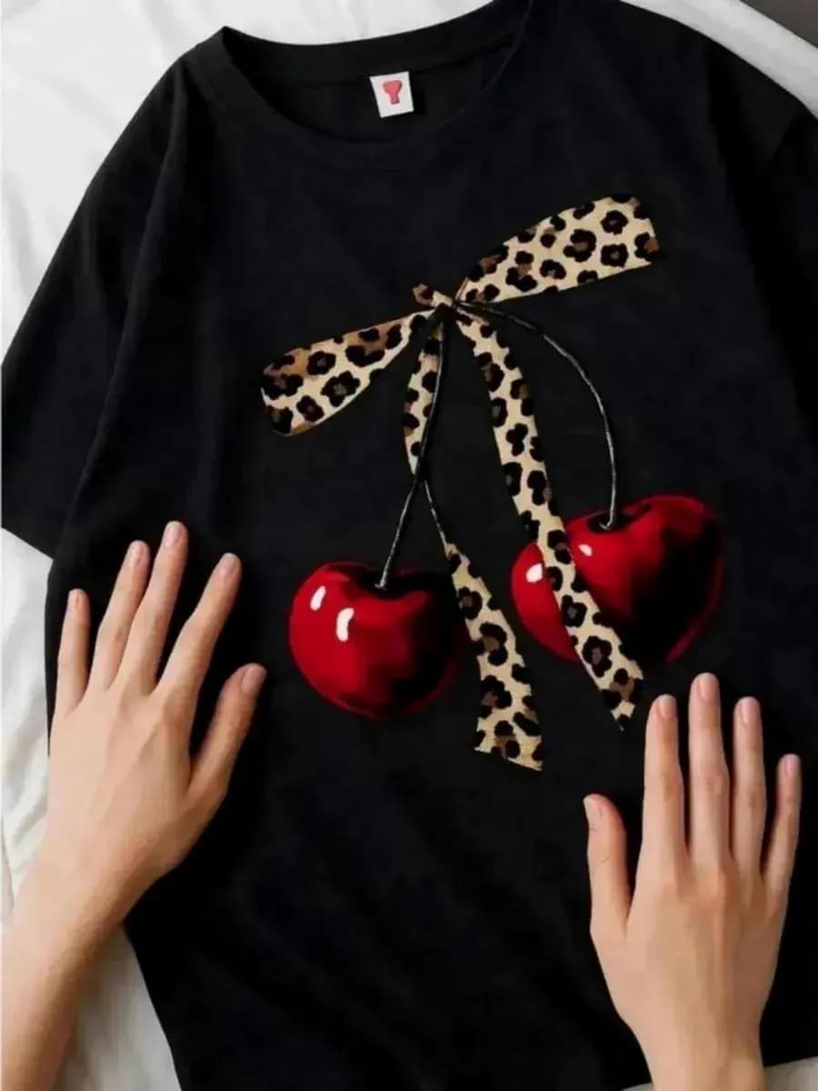 Удлиненная Футболка оверсайз с принтом вишня