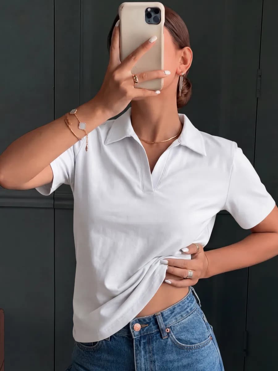 Футболка-поло базовая с воротником в школу