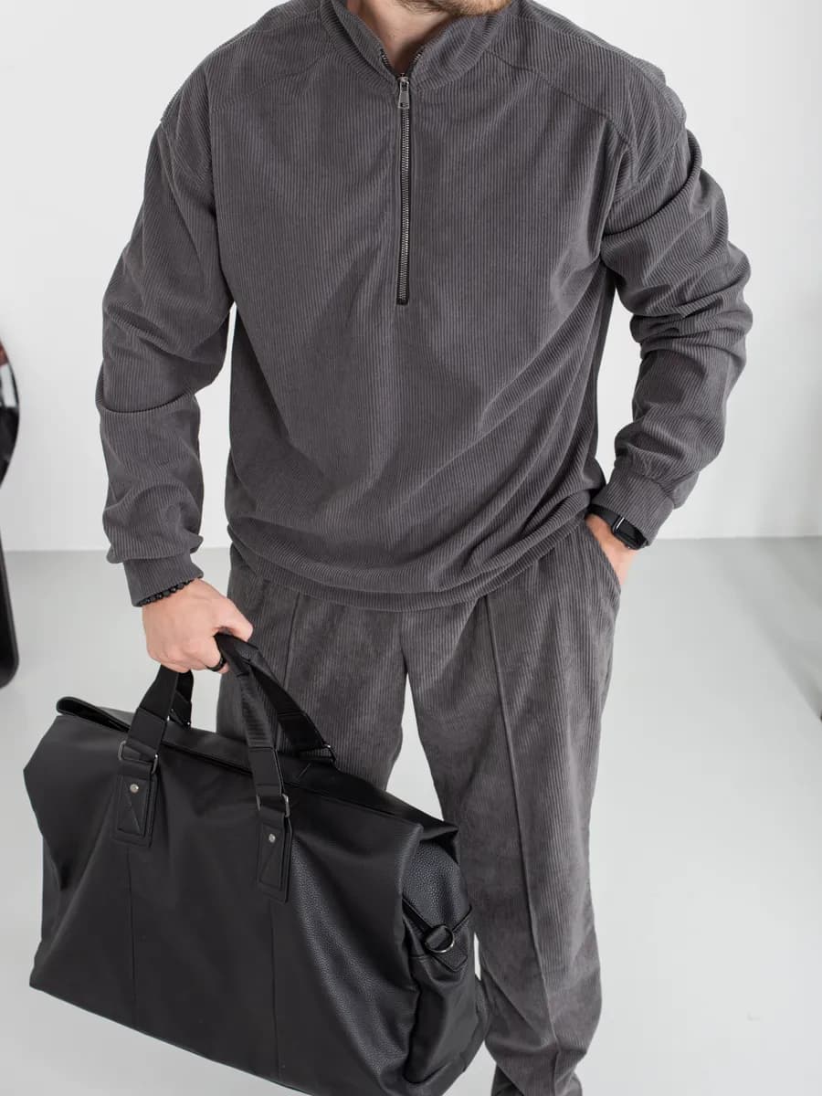 Костюм вельветовый