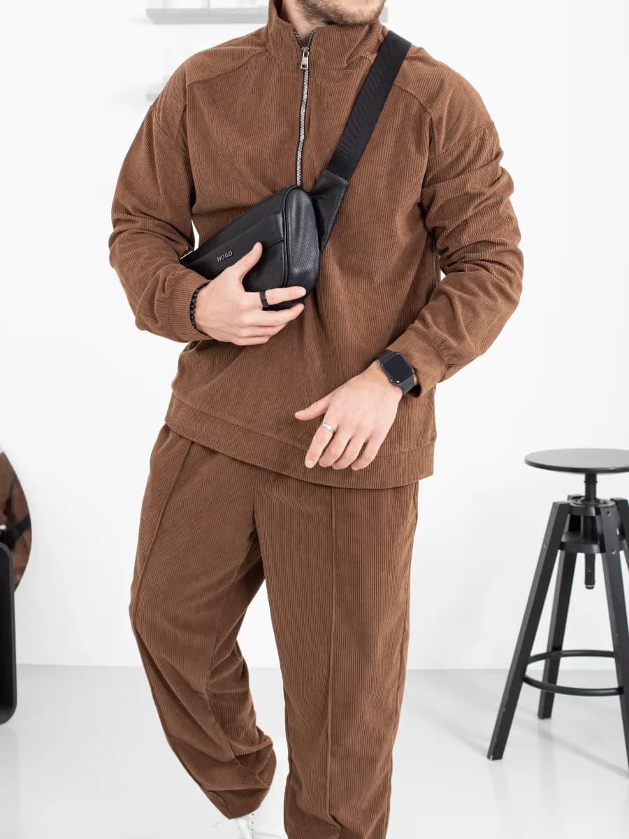 Костюм вельветовый