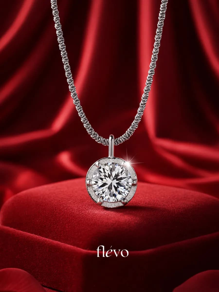 Цепочка на шею с подвеской бижутерия