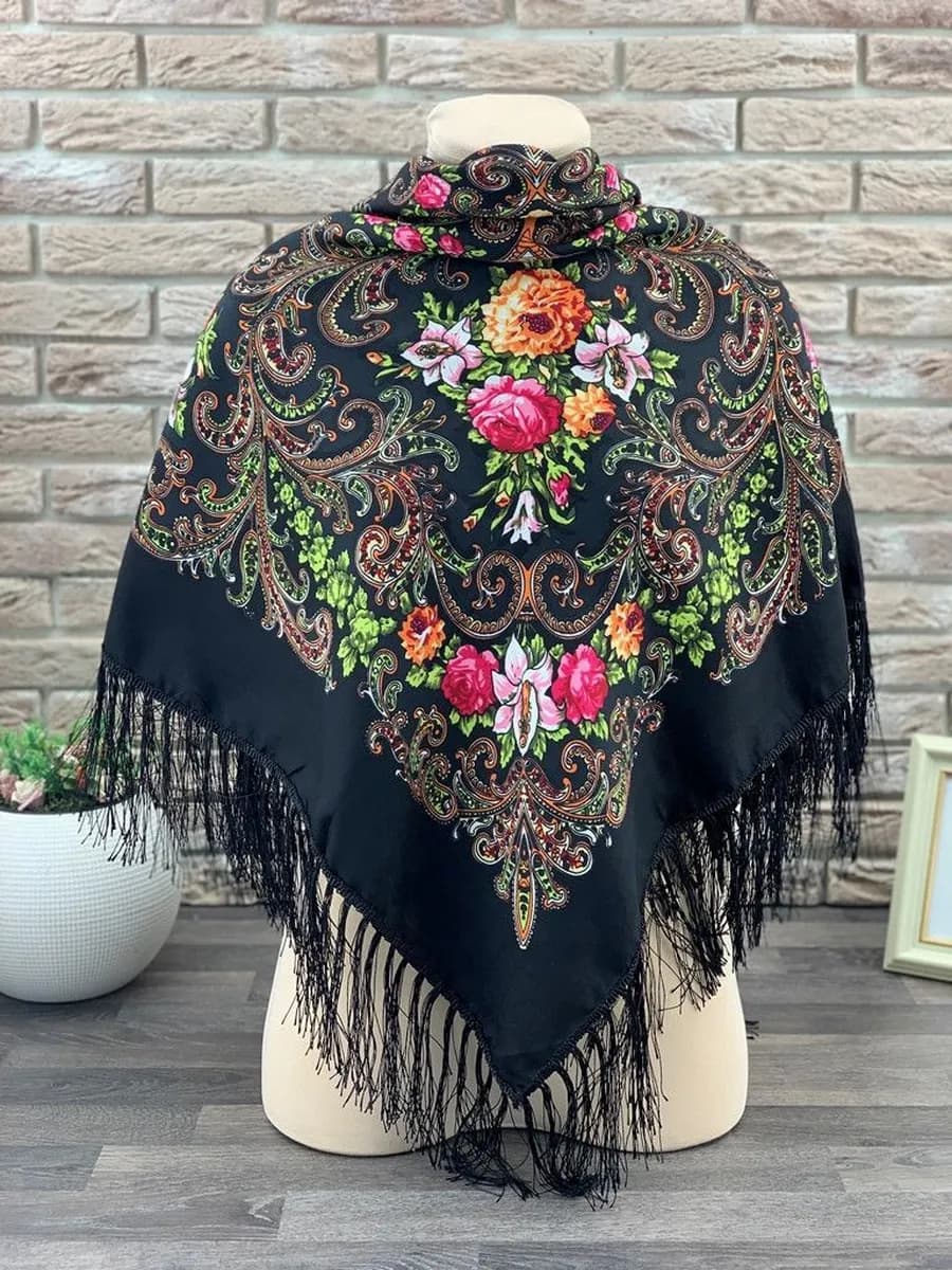 Платок русский с узорами