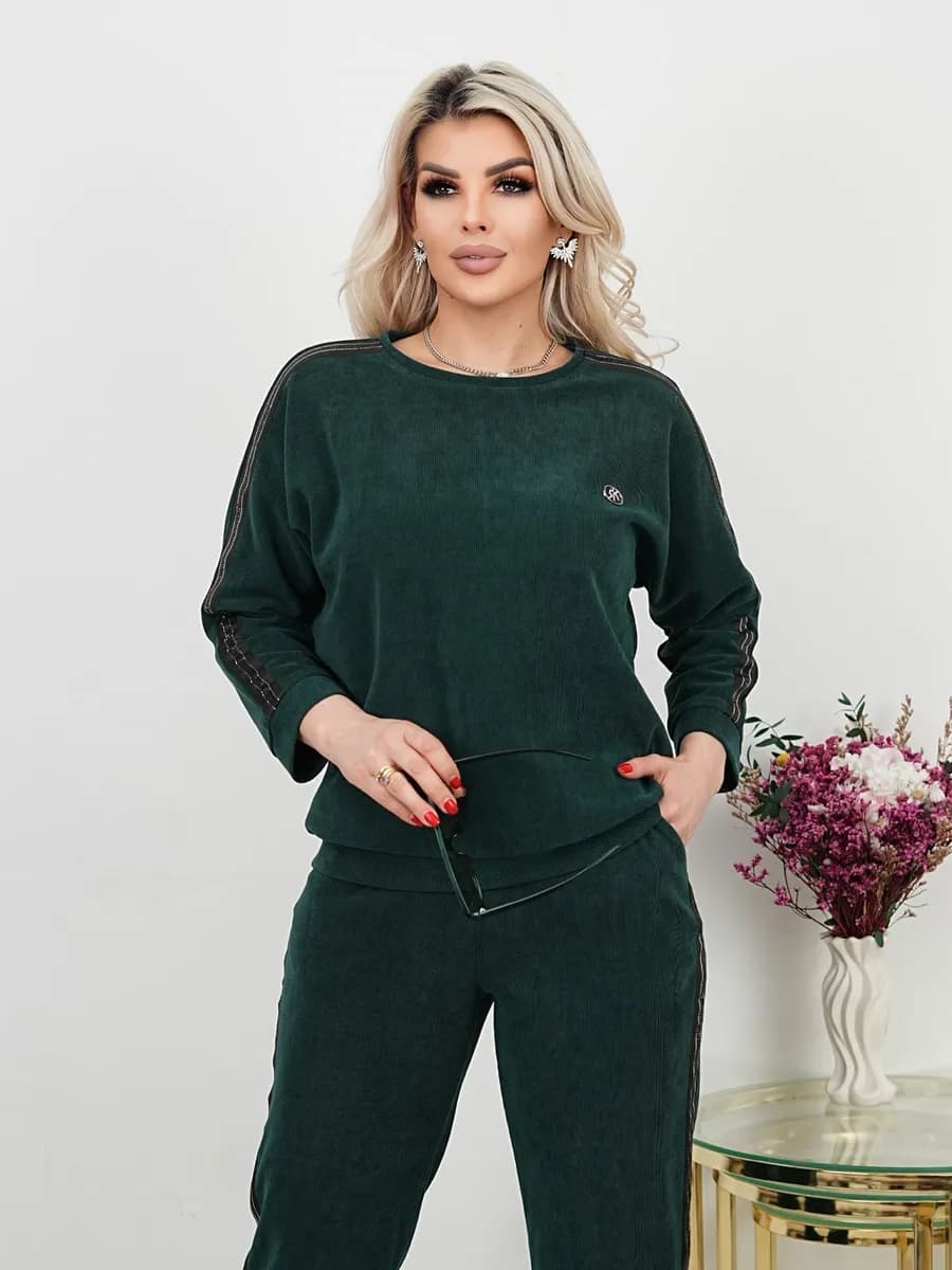 Костюм спортивный женский в рубчик