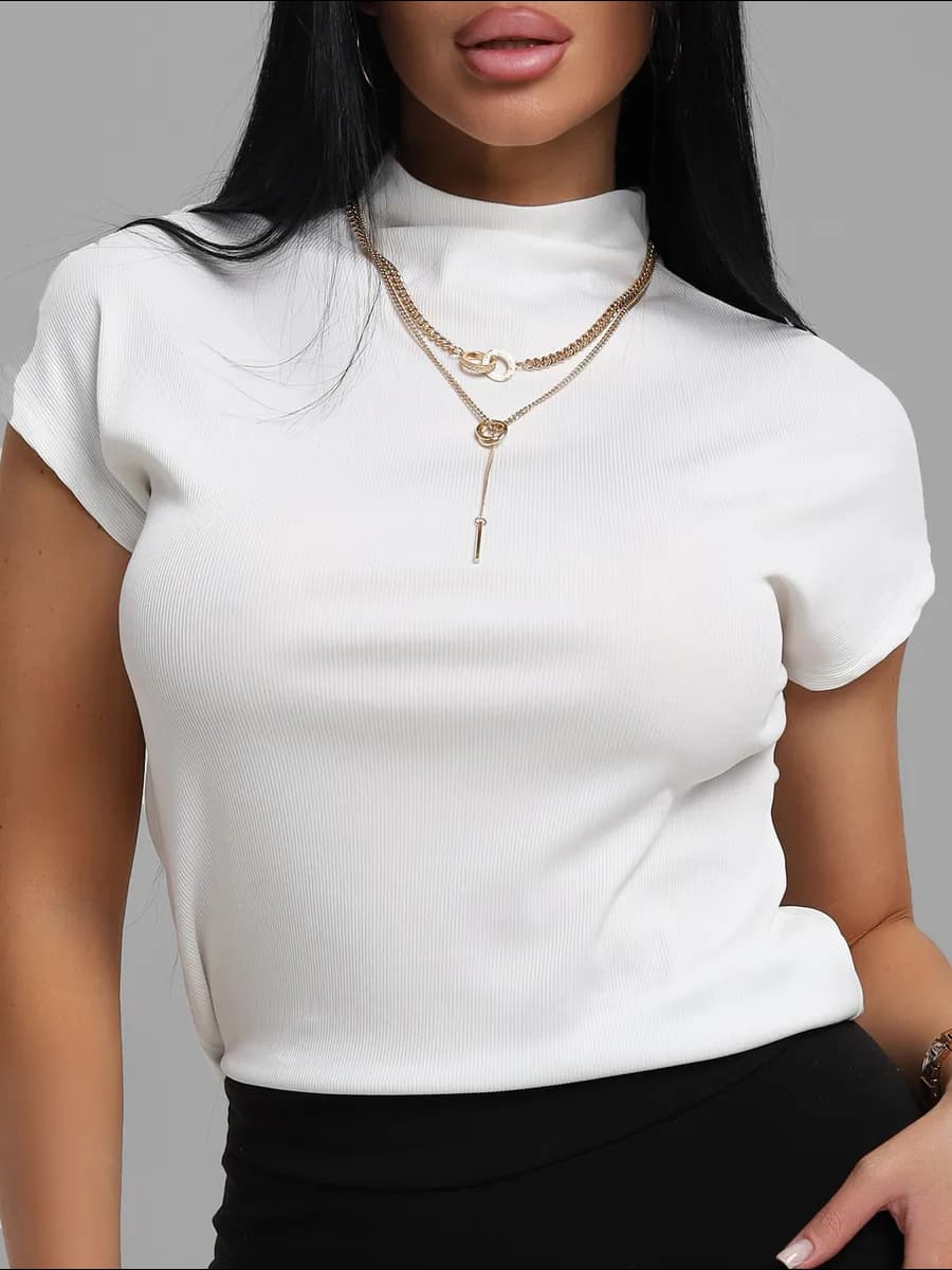 Футболка в рубчик блузка