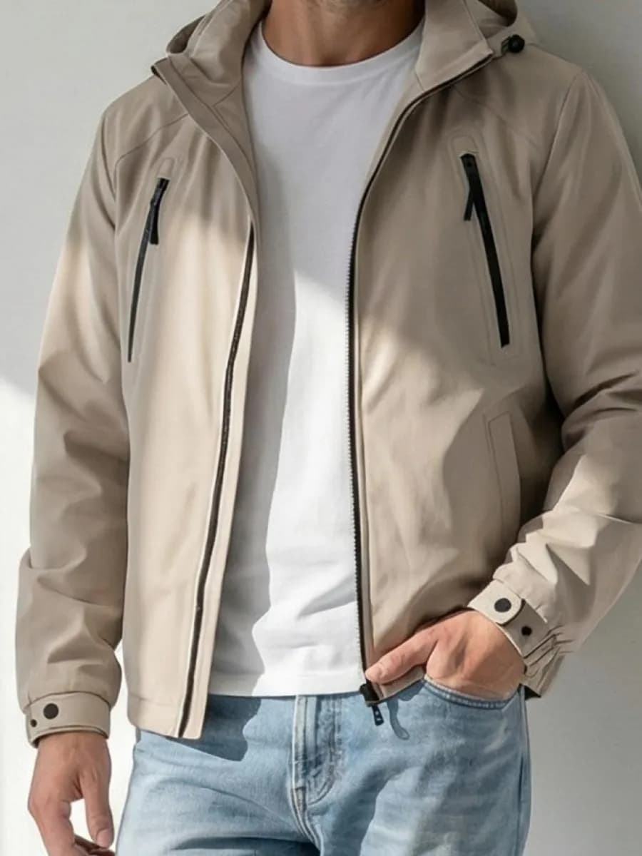 Ветровка осенняя с капюшоном