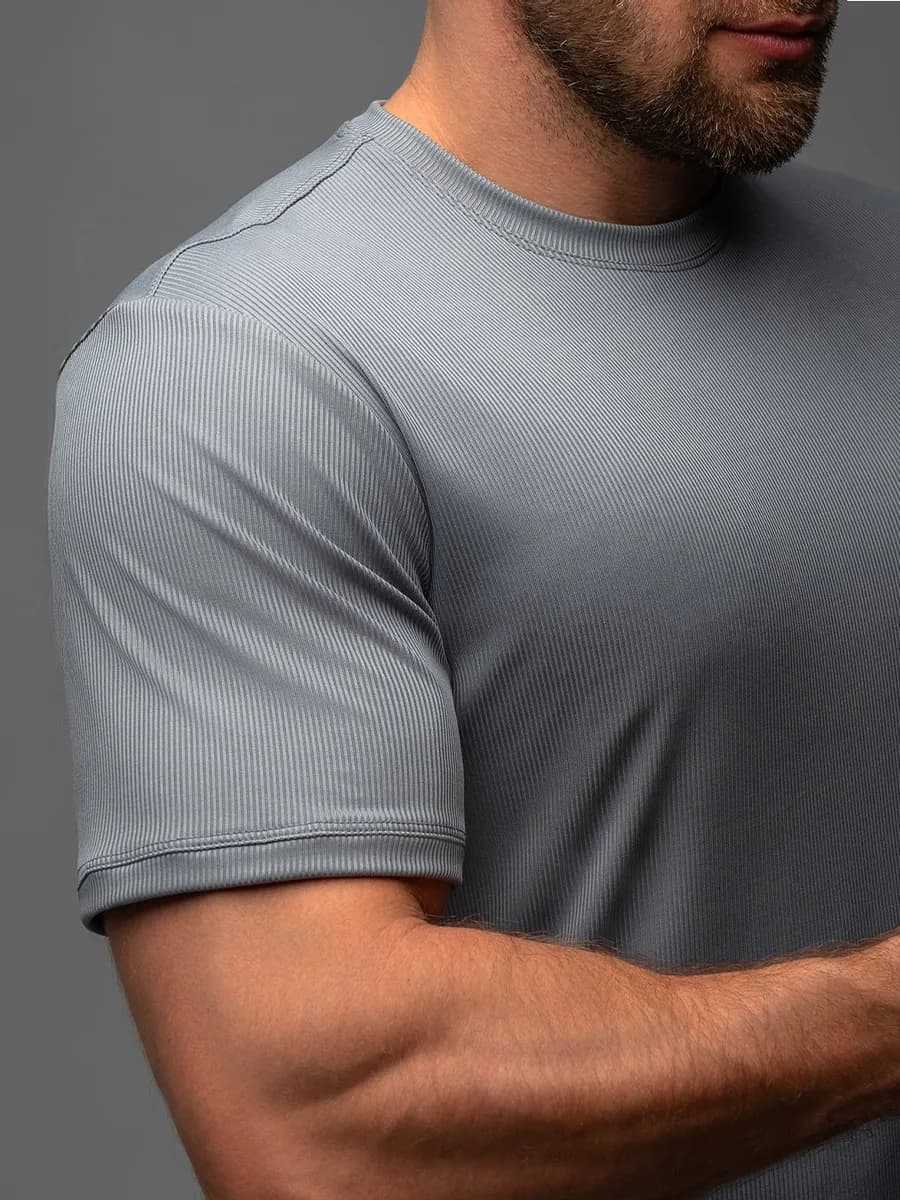 Футболка в рубчик спортивная однотонная