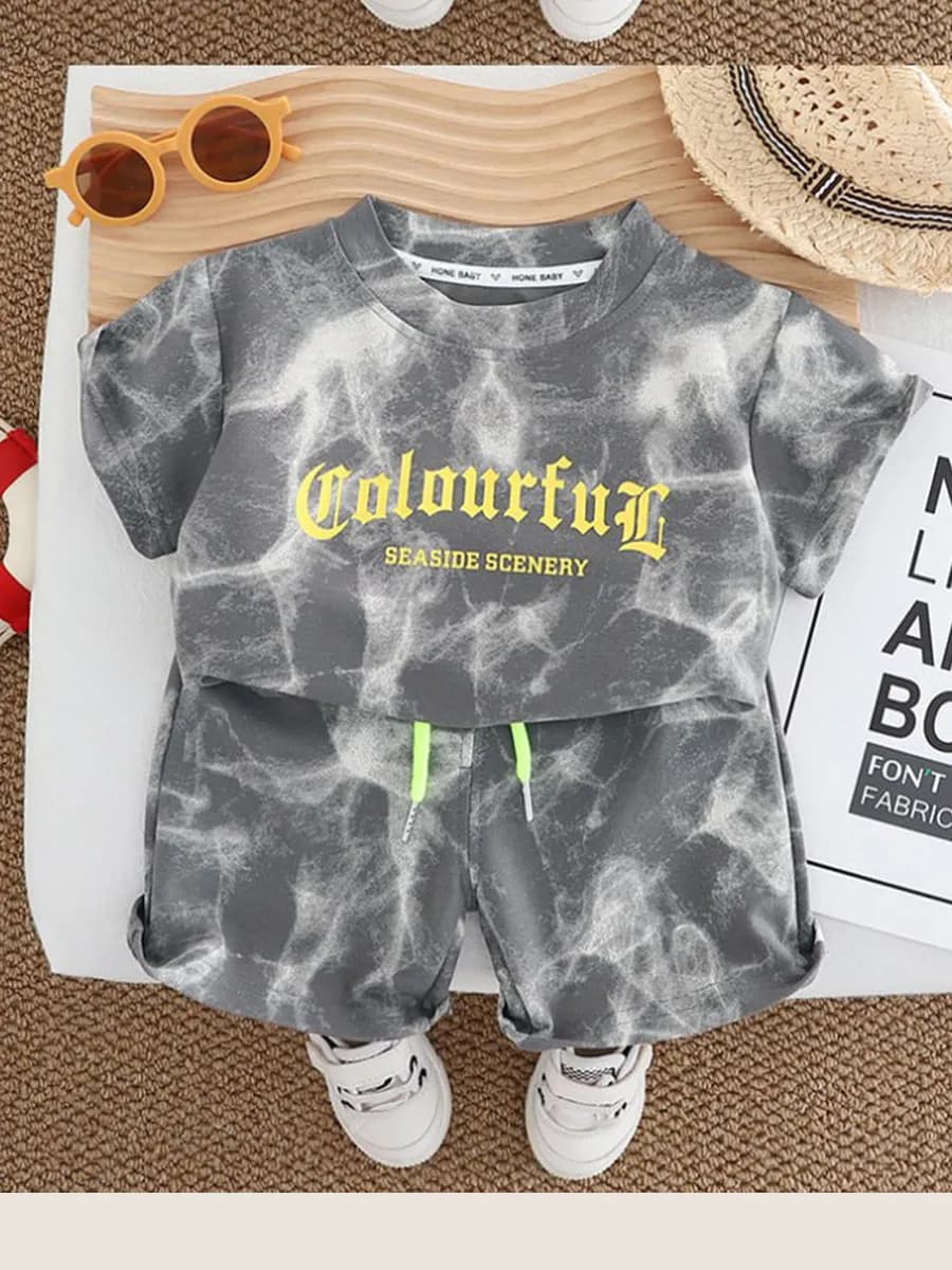 Летний костюм футболка с шортами