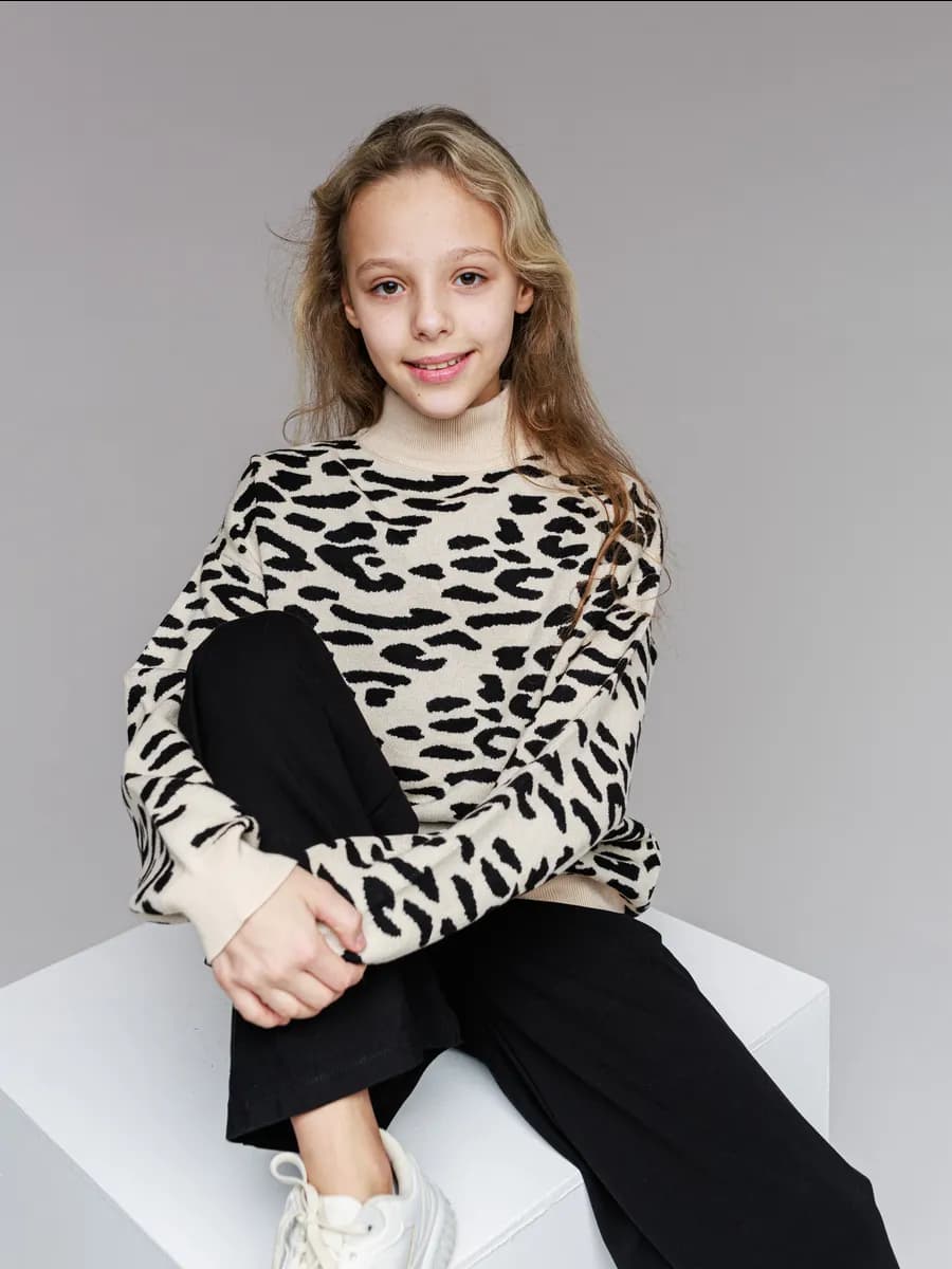 Джемпер вязаный