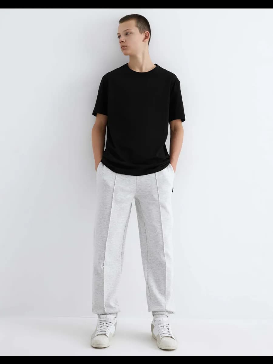 Серые спортивные брюки oversize