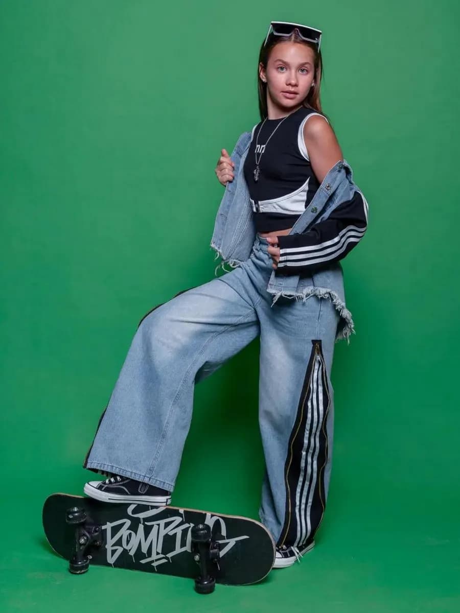 Джинсовый костюм куртка и штаны