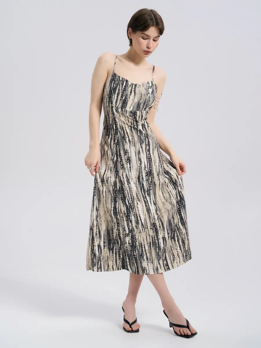 Миди сарафан на бретелях