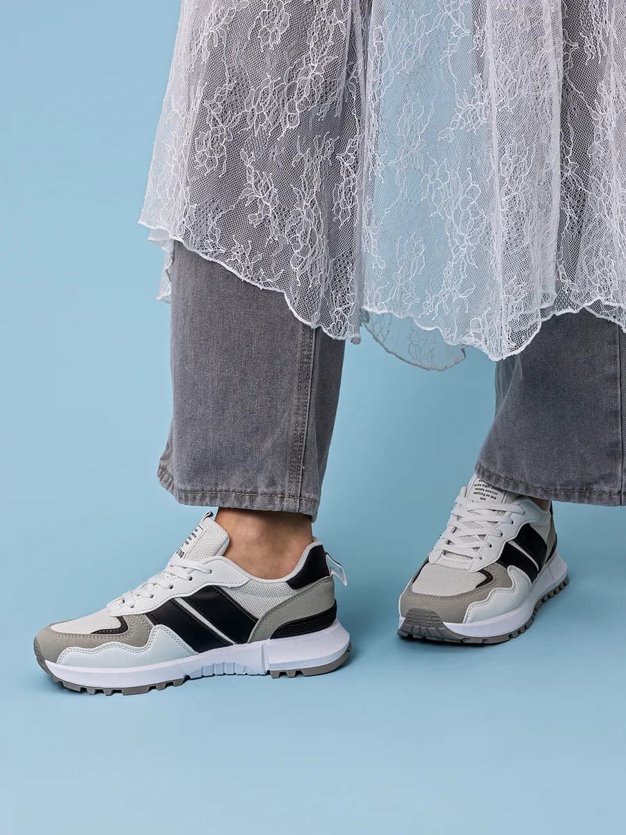 Кроссовки текстильные на толстой подошве