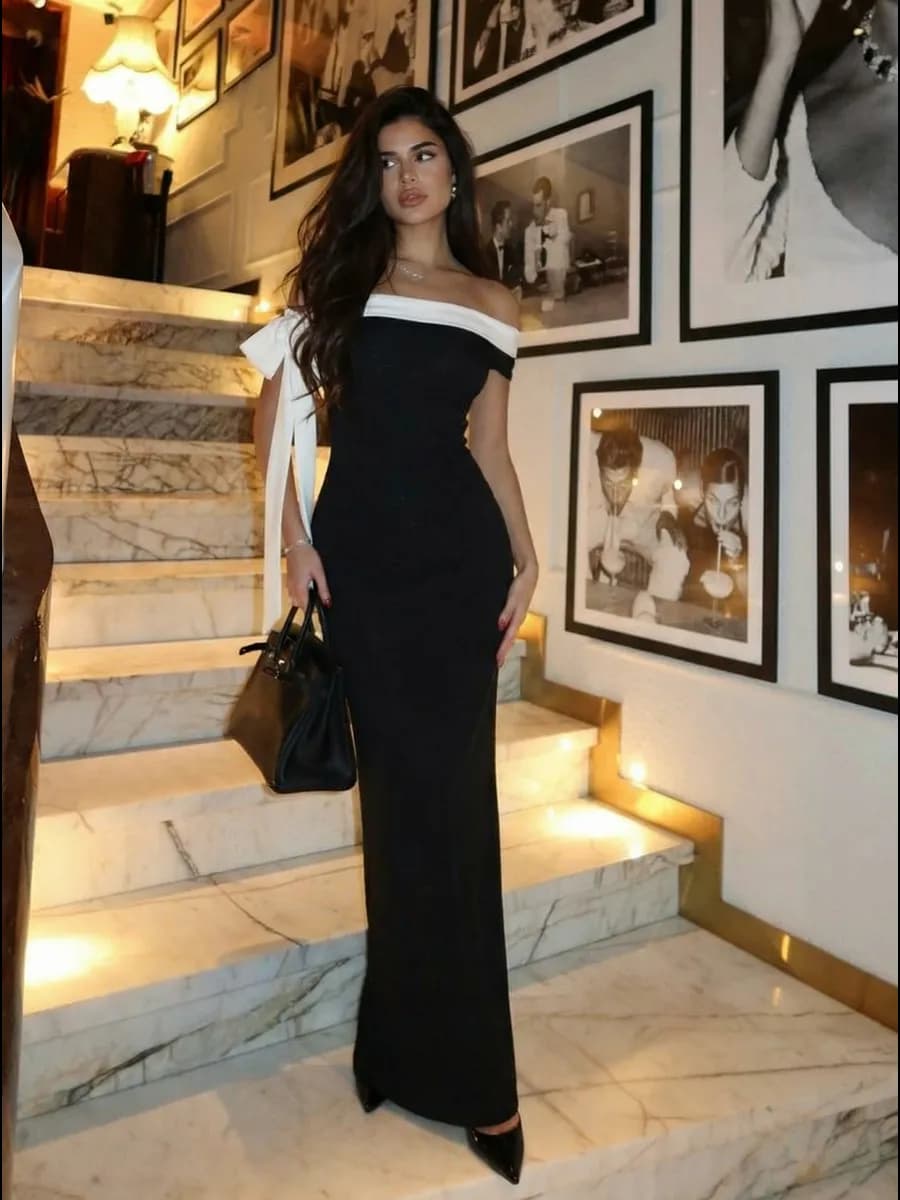 Платье с открытыми плечами вечернее