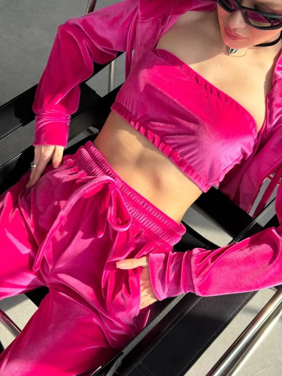 Костюм велюровый спортивный тройка