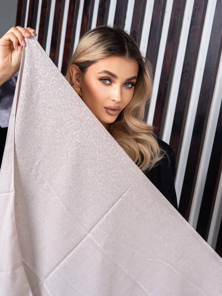 Платок теплый шерстяной с принтом на голову