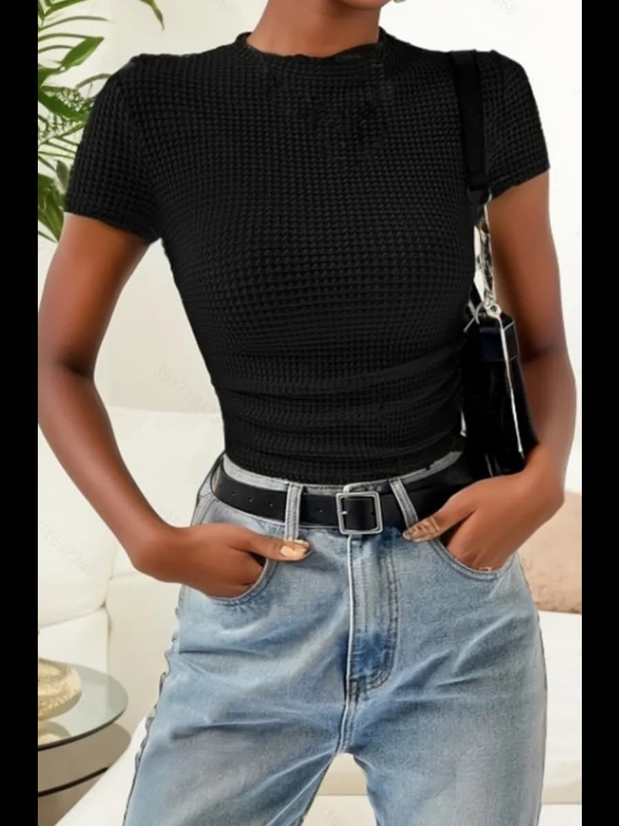 Кроп топ футболка стильный удлиненный