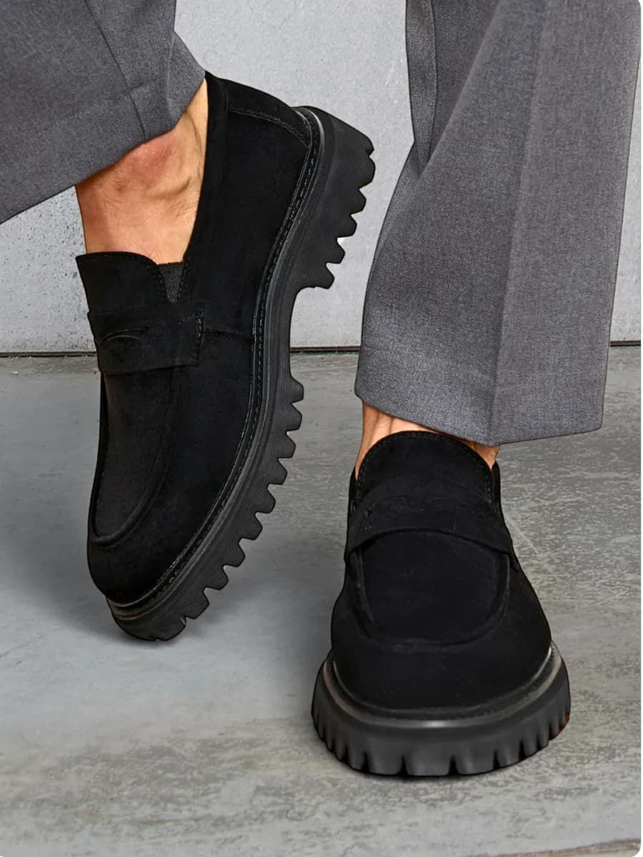 Лоферы классические замшевые туфли