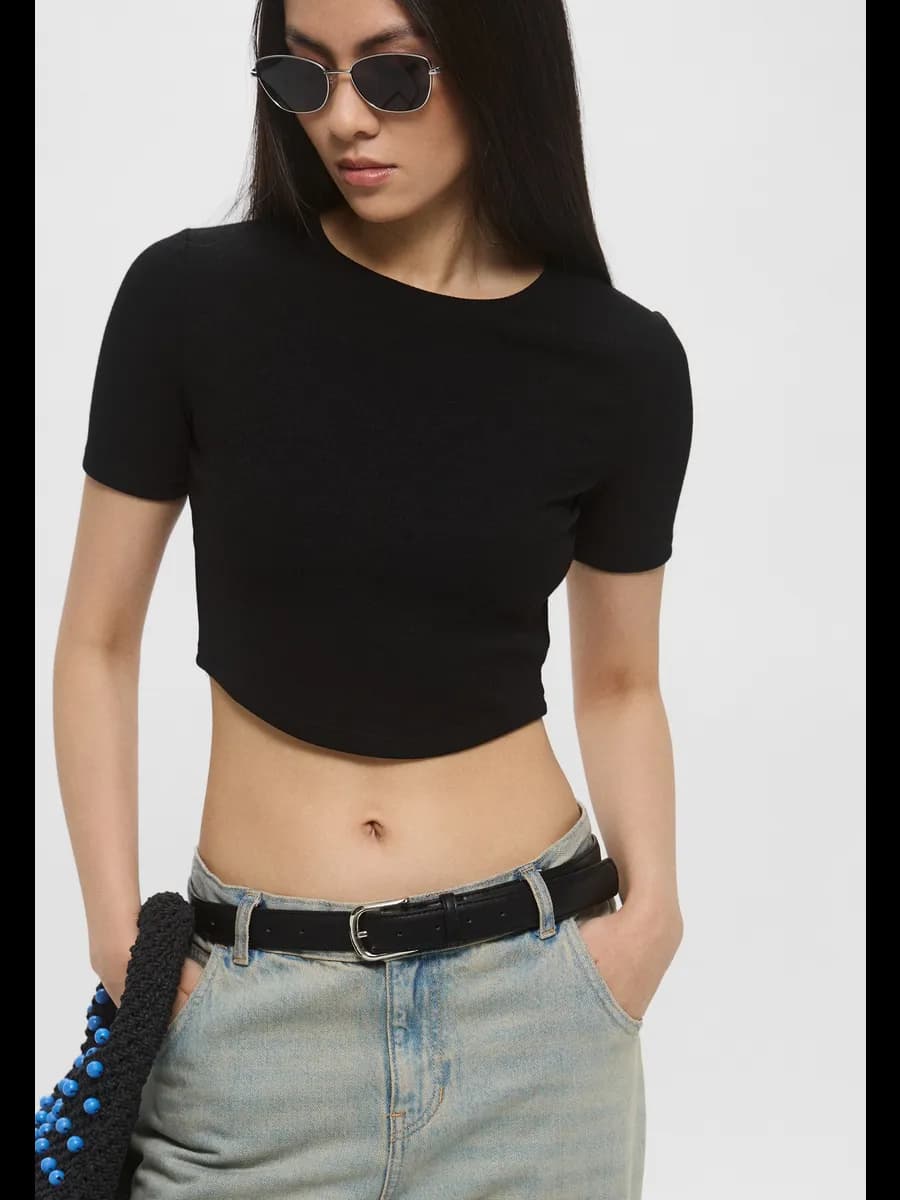 Футболка топ с фигурным низом