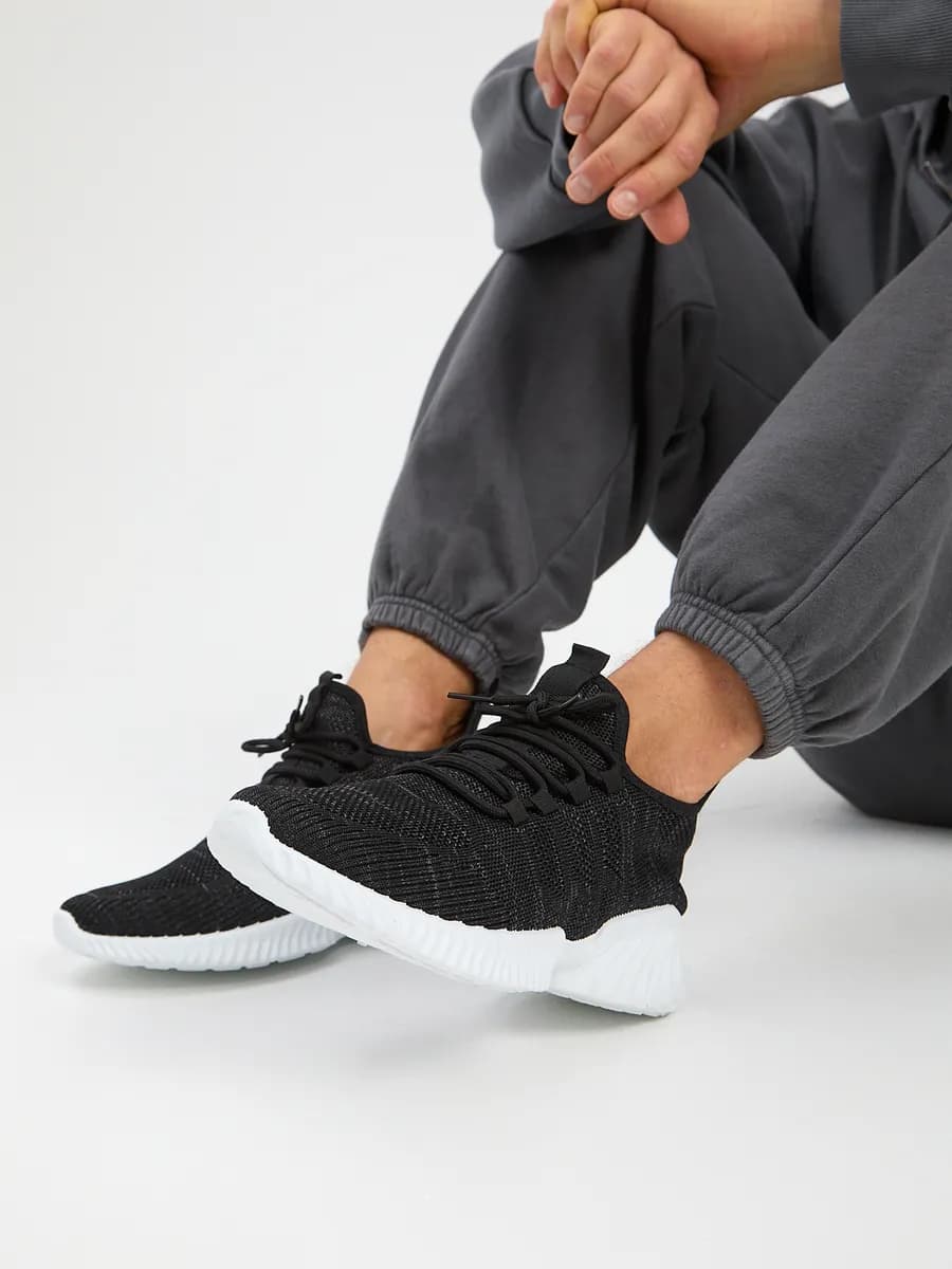 Кроссовки летние текстильные