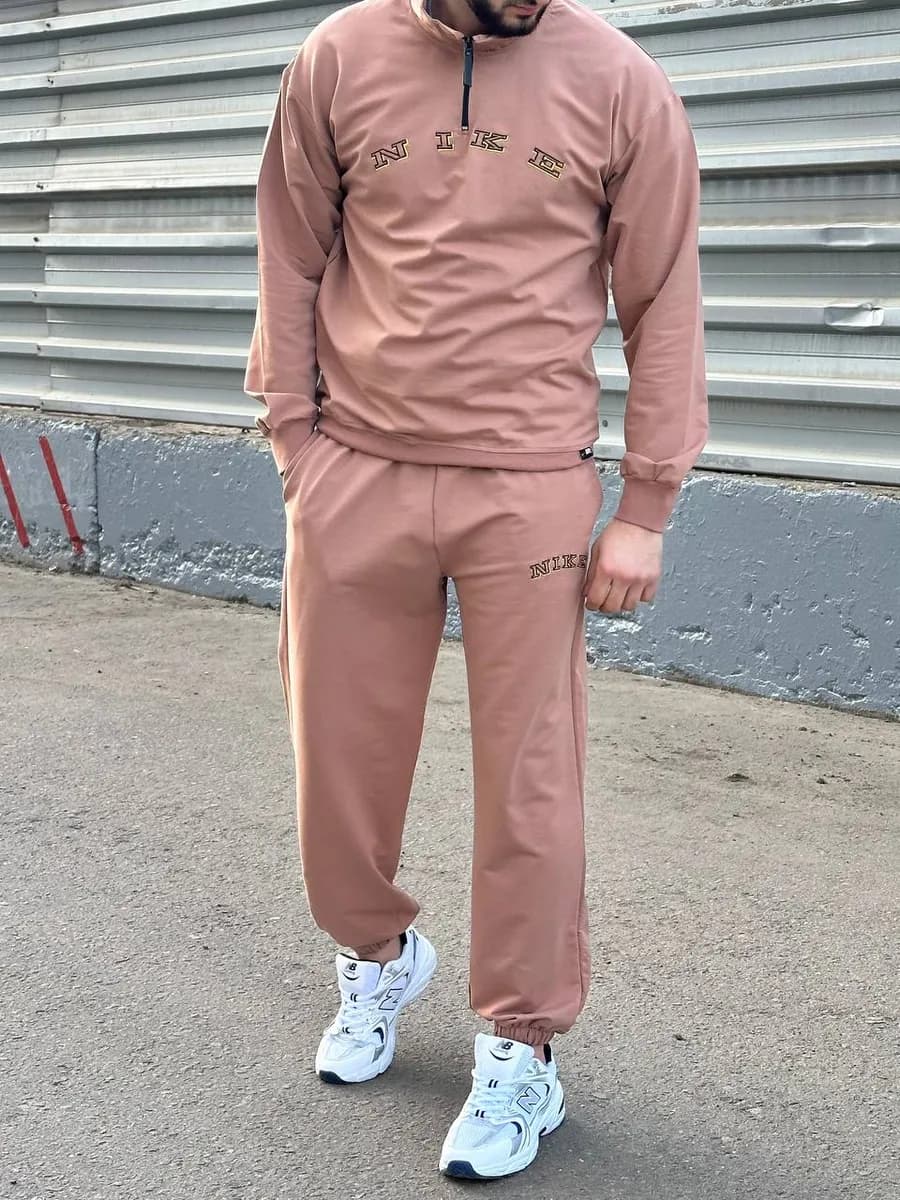 Спортивный костюм найк