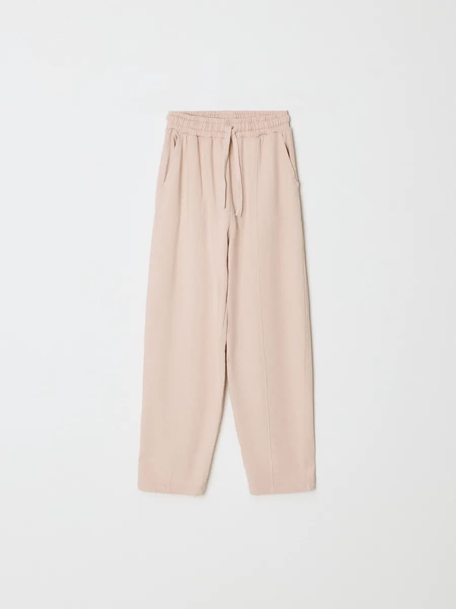 Брюки свободные трикотажные на резинке - фото 1