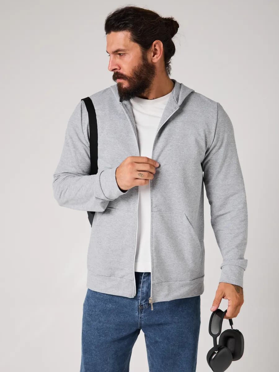 Толстовка на молнии с капюшоном