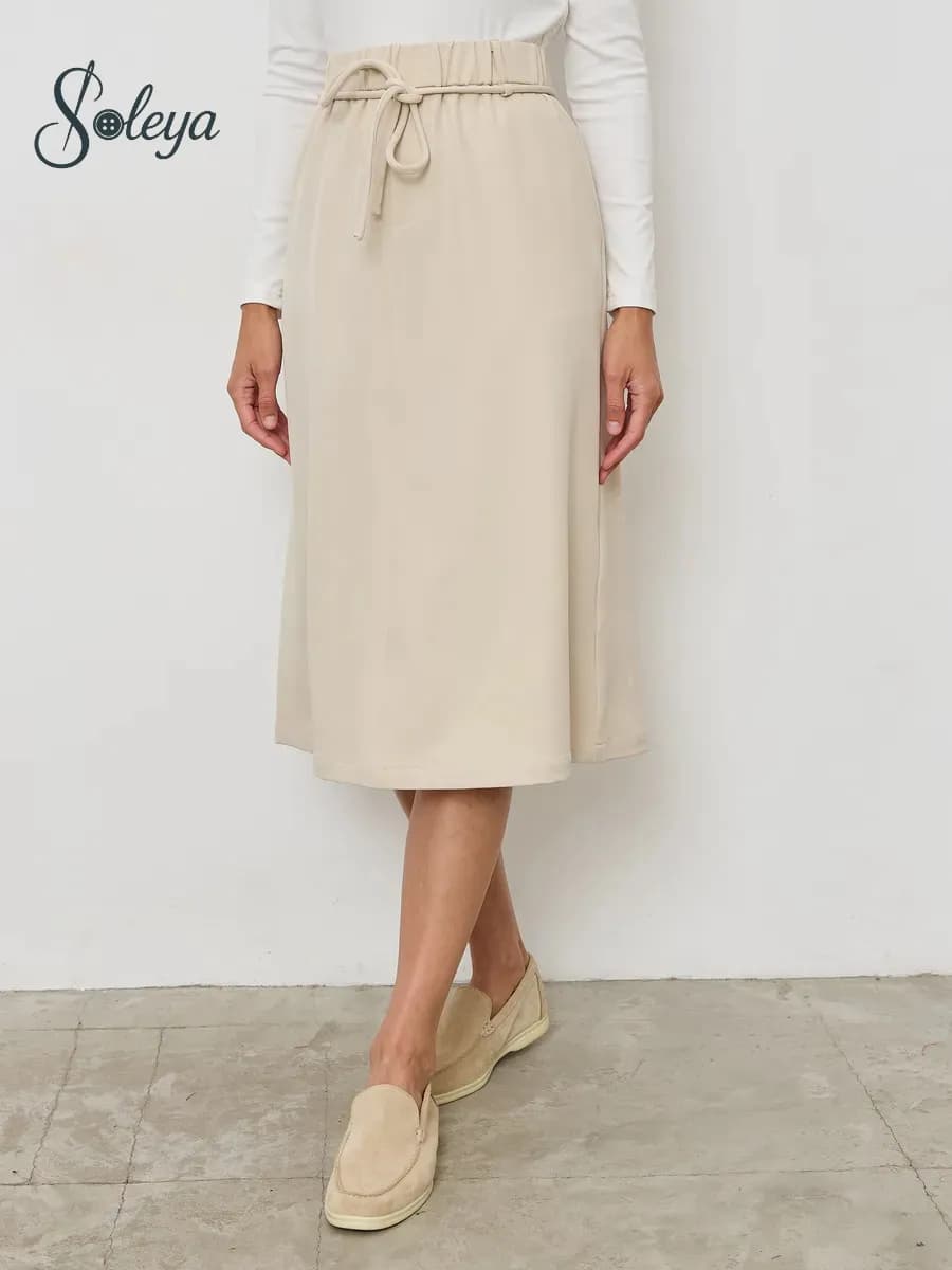 Костюмная миди юбка на резинке