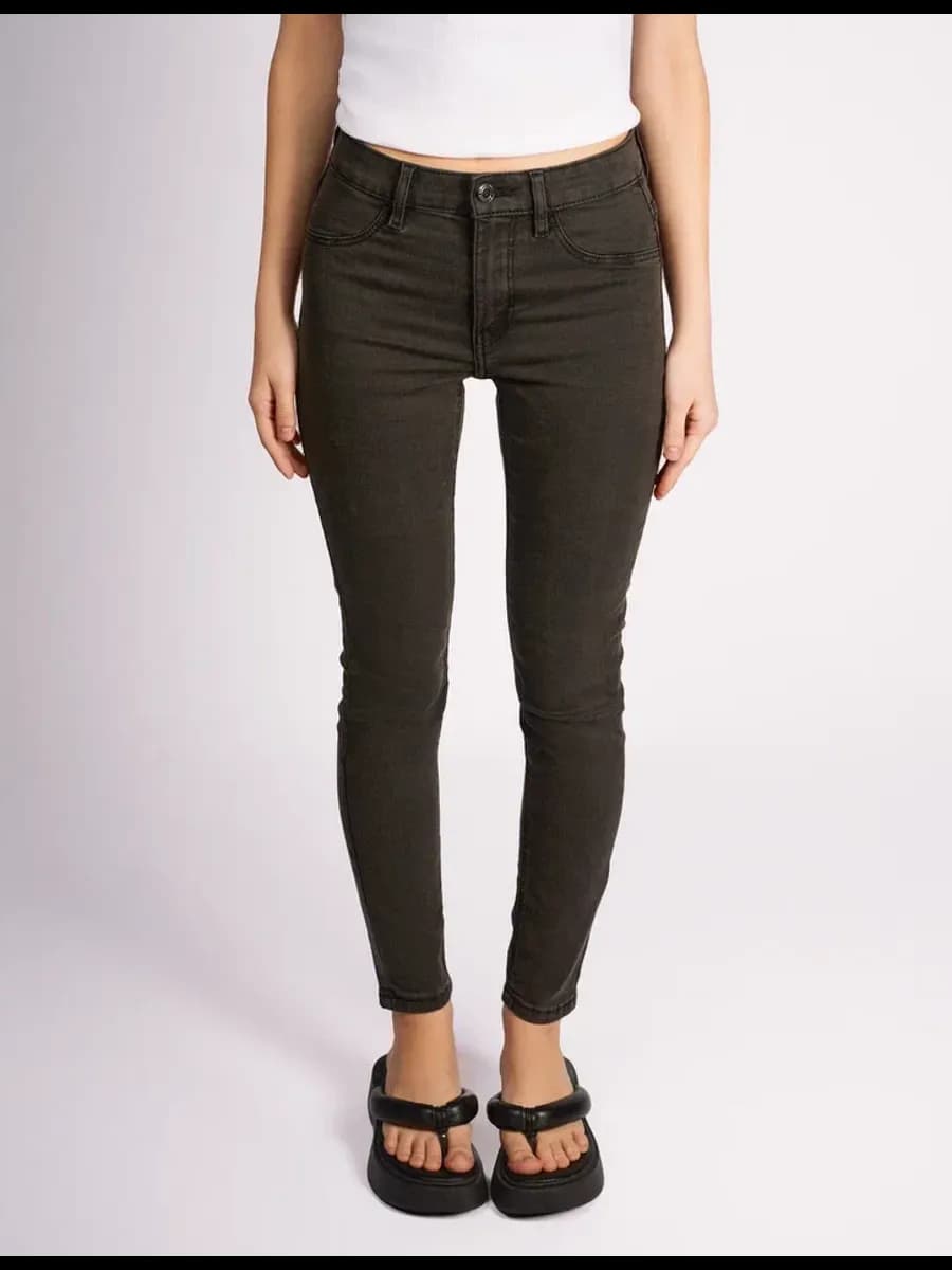 Джинсы скинни