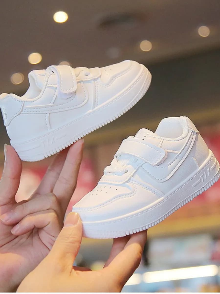 Кроссовки детские на липучке - фото 1