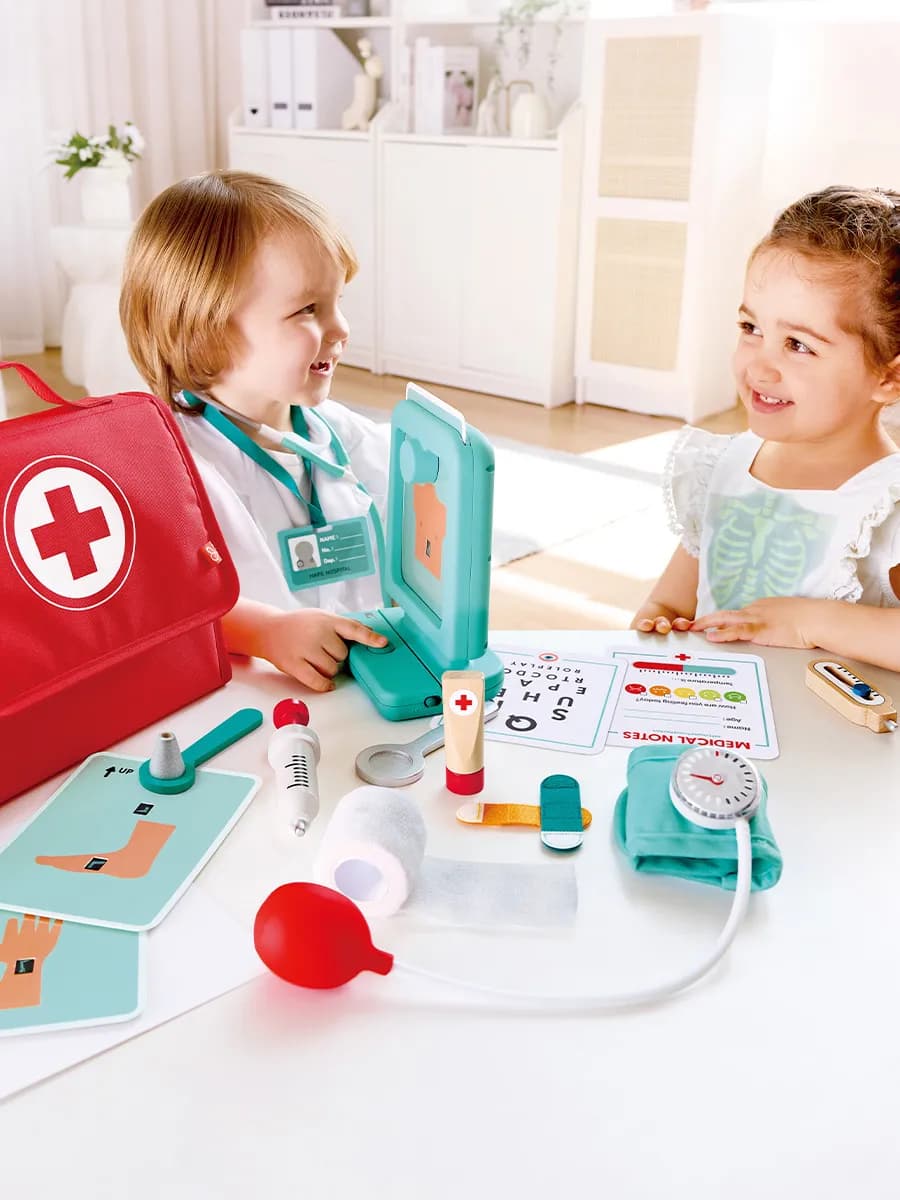 Набор врача детский
