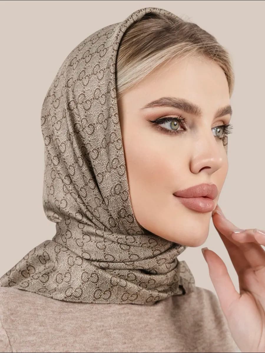 Шелковый платок на голову, на шею