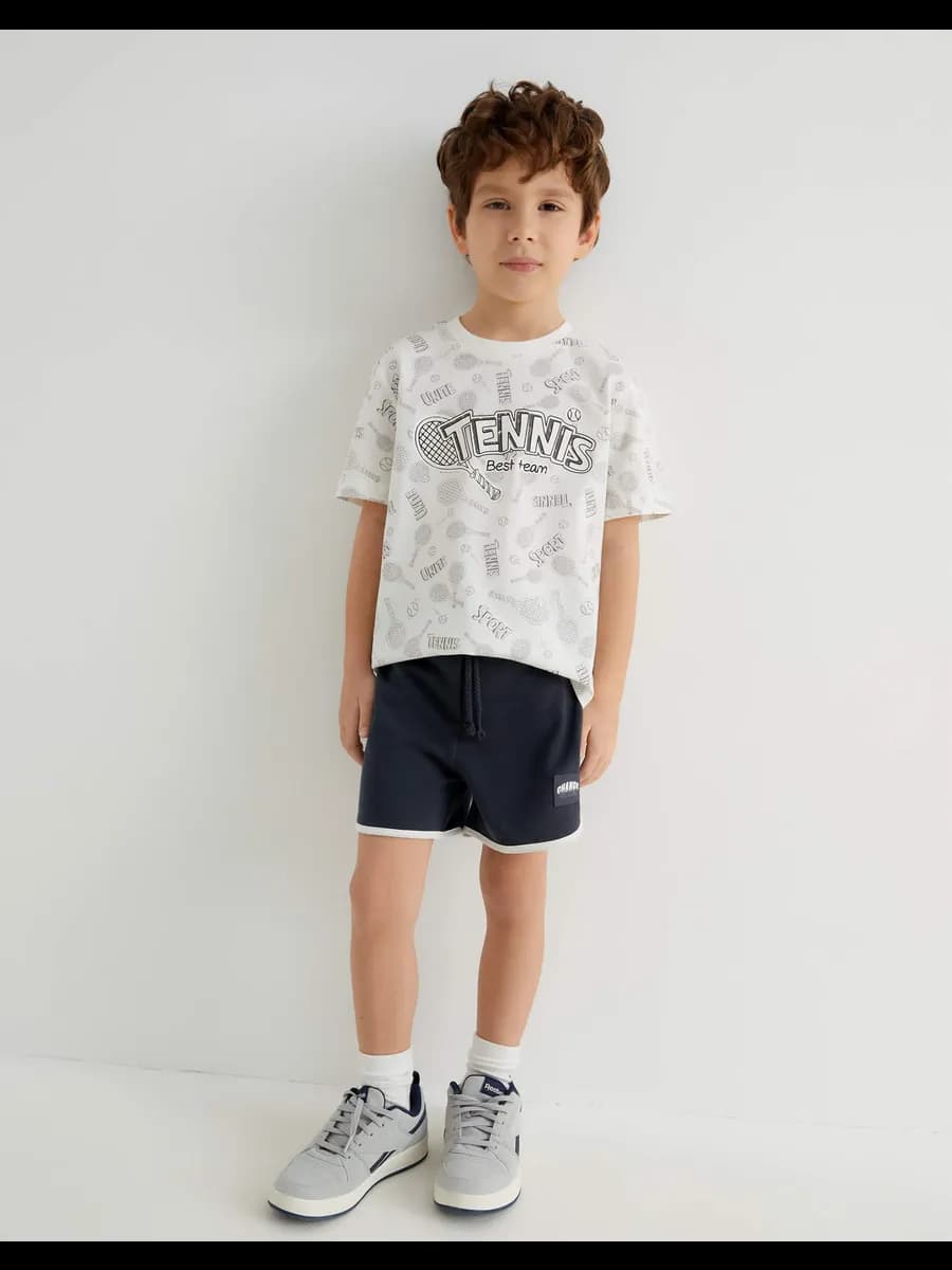 Тёмно-серые шорты Comfort с окантовкой и этикеткой