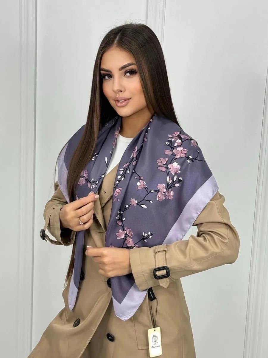 Модный платок цветочками