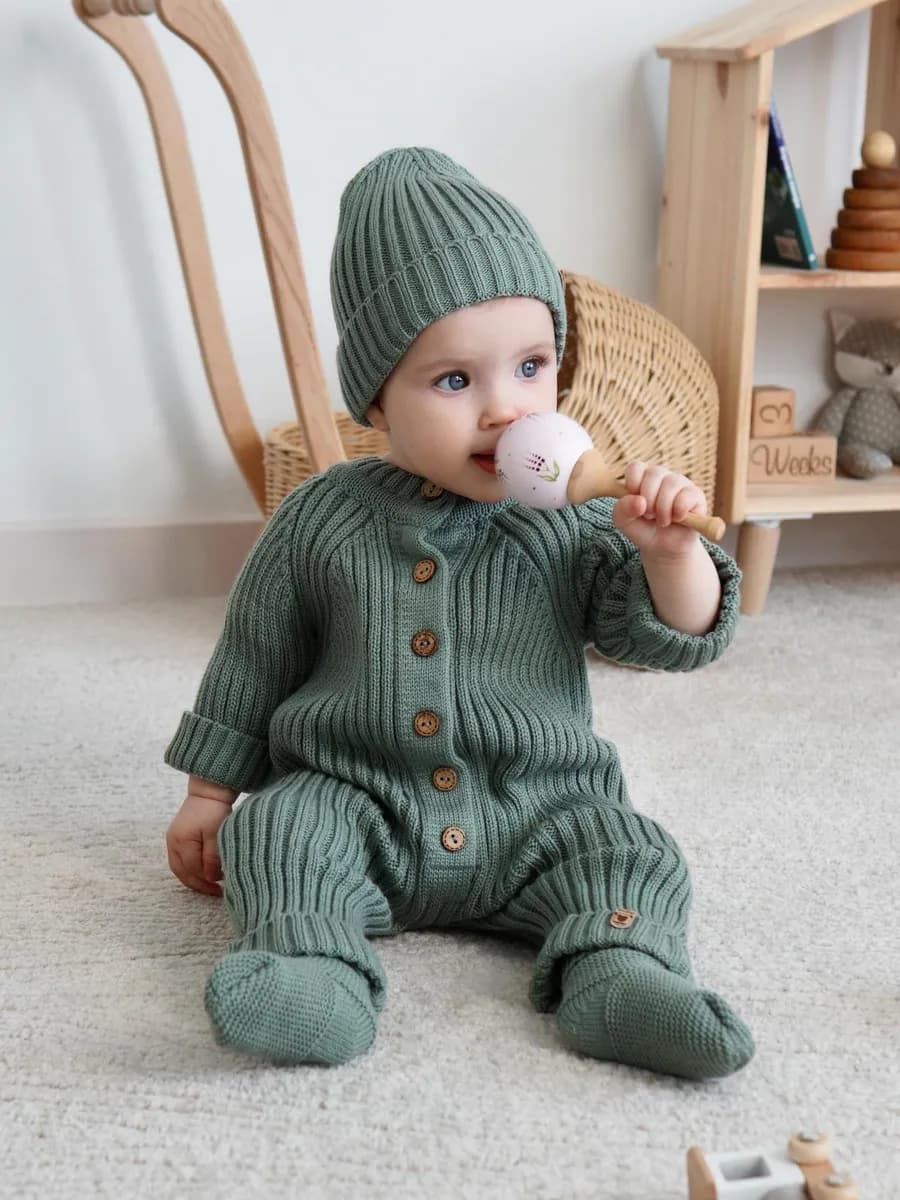 Комбинезон вязаный для новорожденных набор