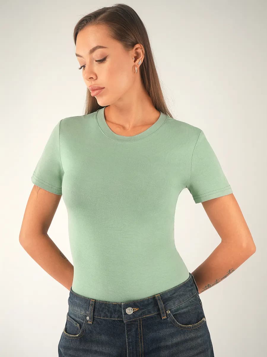 Футболка облегающая базовая из вискозы летняя