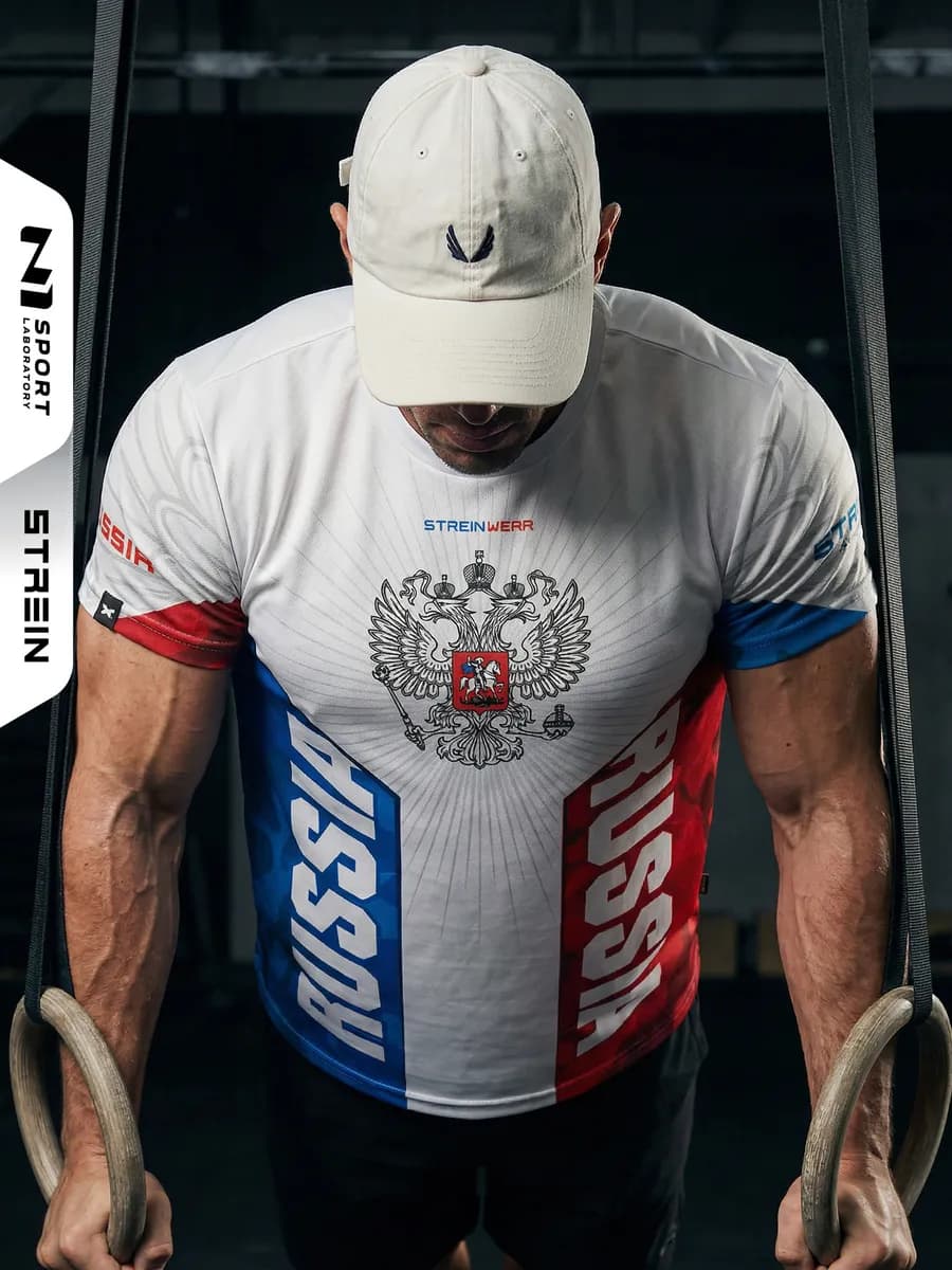 Спортивная футболка для тренировок и фитнеса в зале