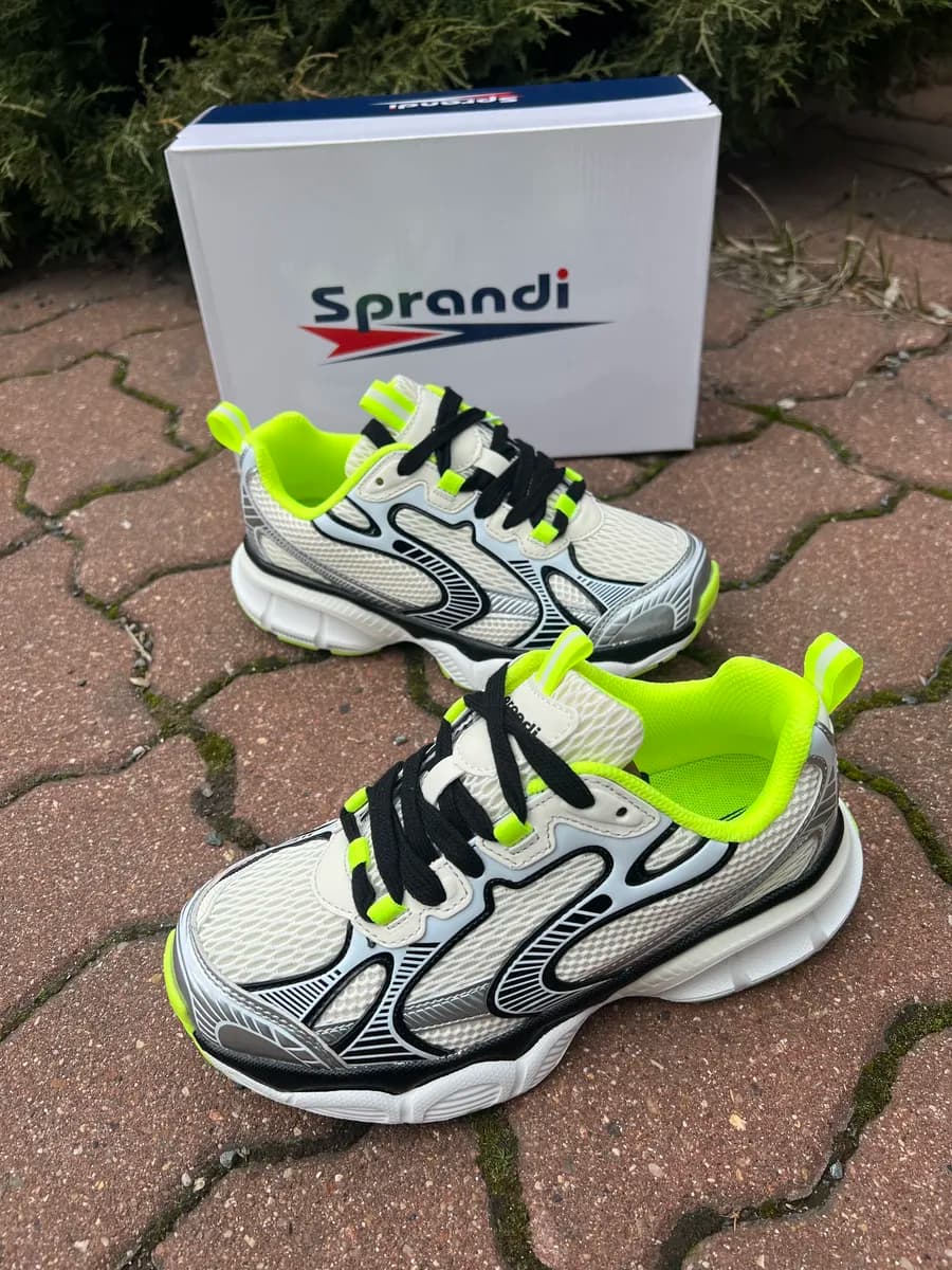 Кроссовки женские спортивные Sprandi