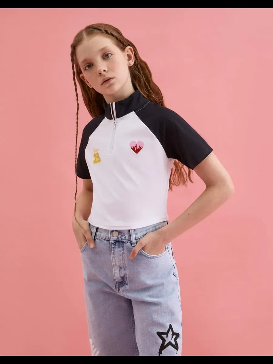 Футболка колор-блок с воротником на молнии