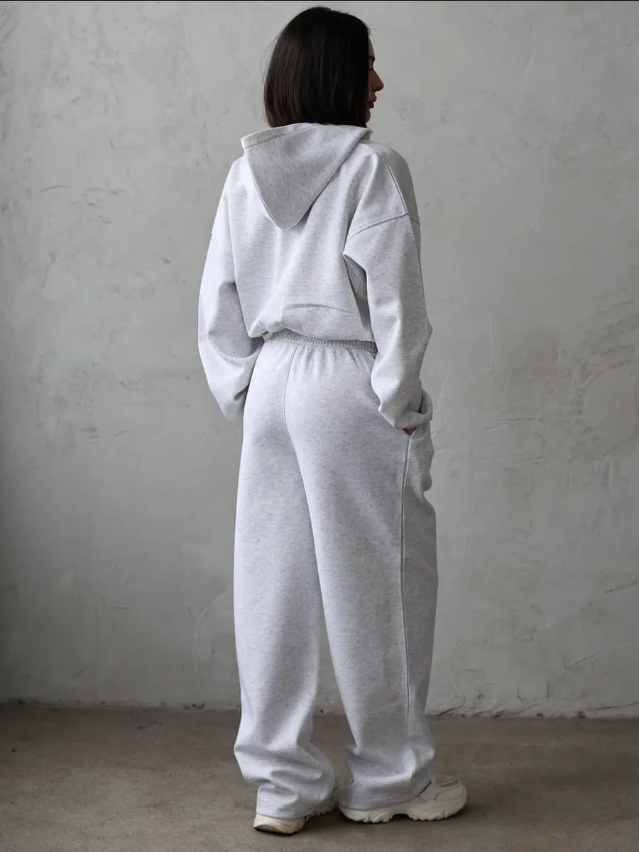 Спортивный костюм без начеса с укороченным худи