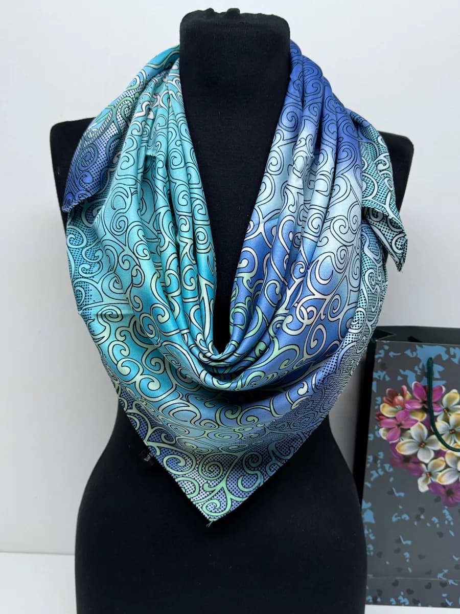 Платок шелковый