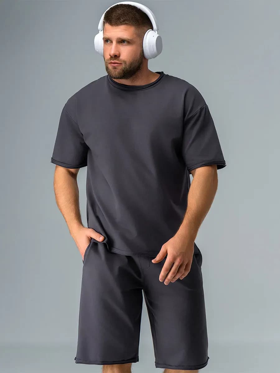 Костюм спортивный футболка и шорты из футера