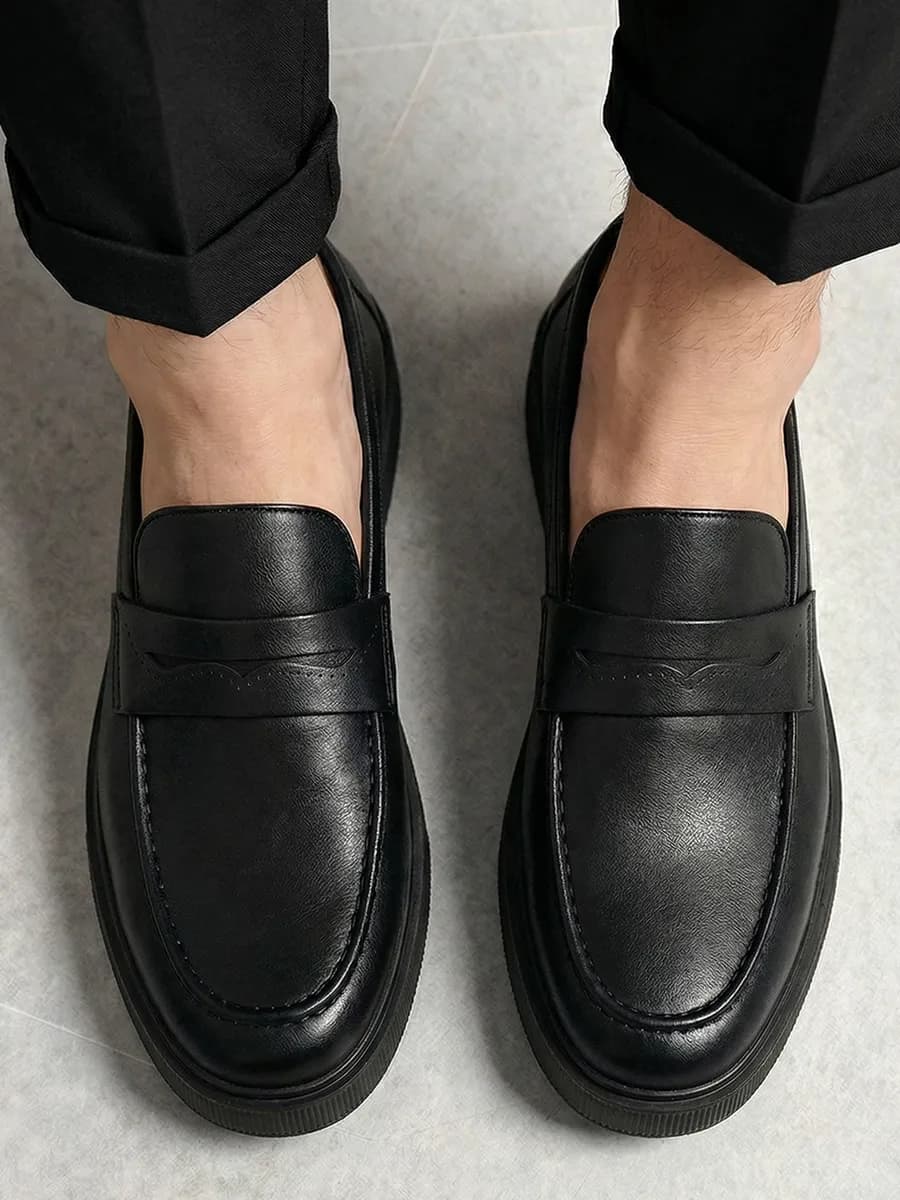 Лоферы кожаные классические туфли