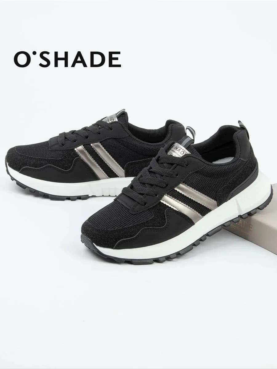 Кроссовки черные женские