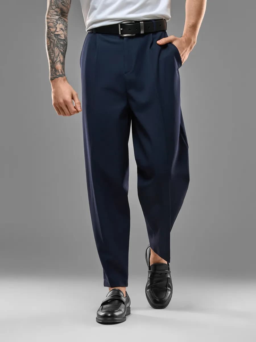 Классические брюки бананы оверсайз со стрелками