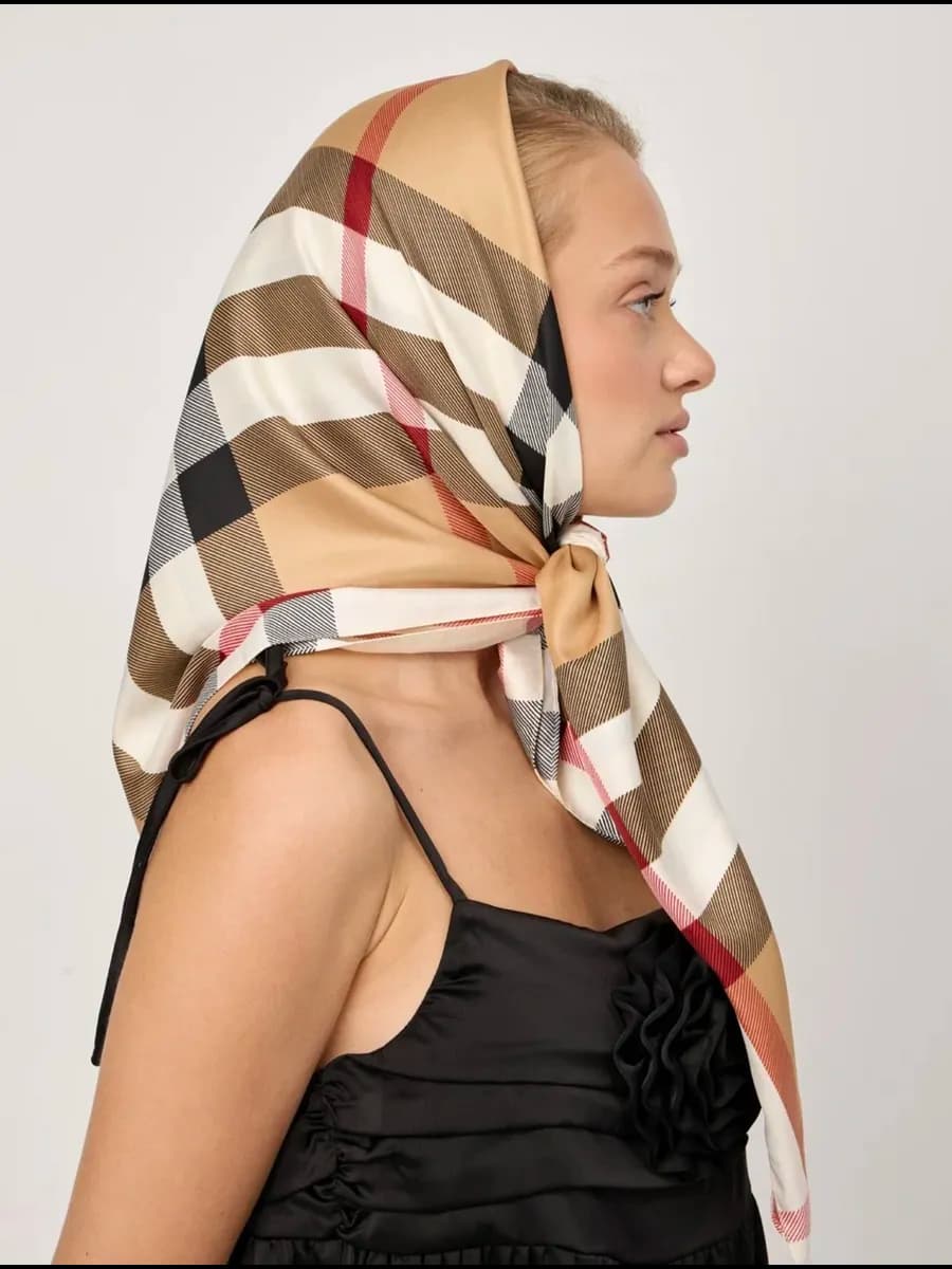 Платок шелковый коричневый кремовый