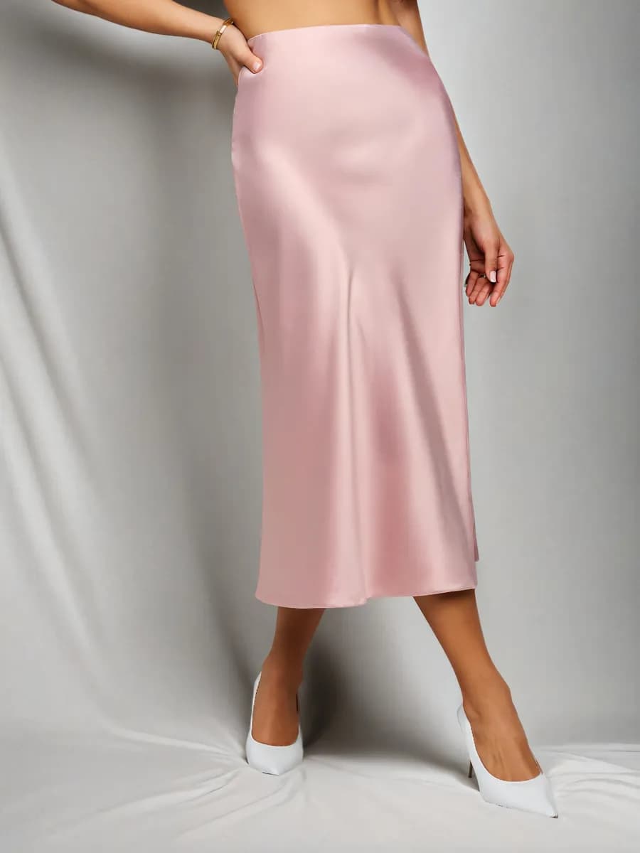 Атласная юбка миди